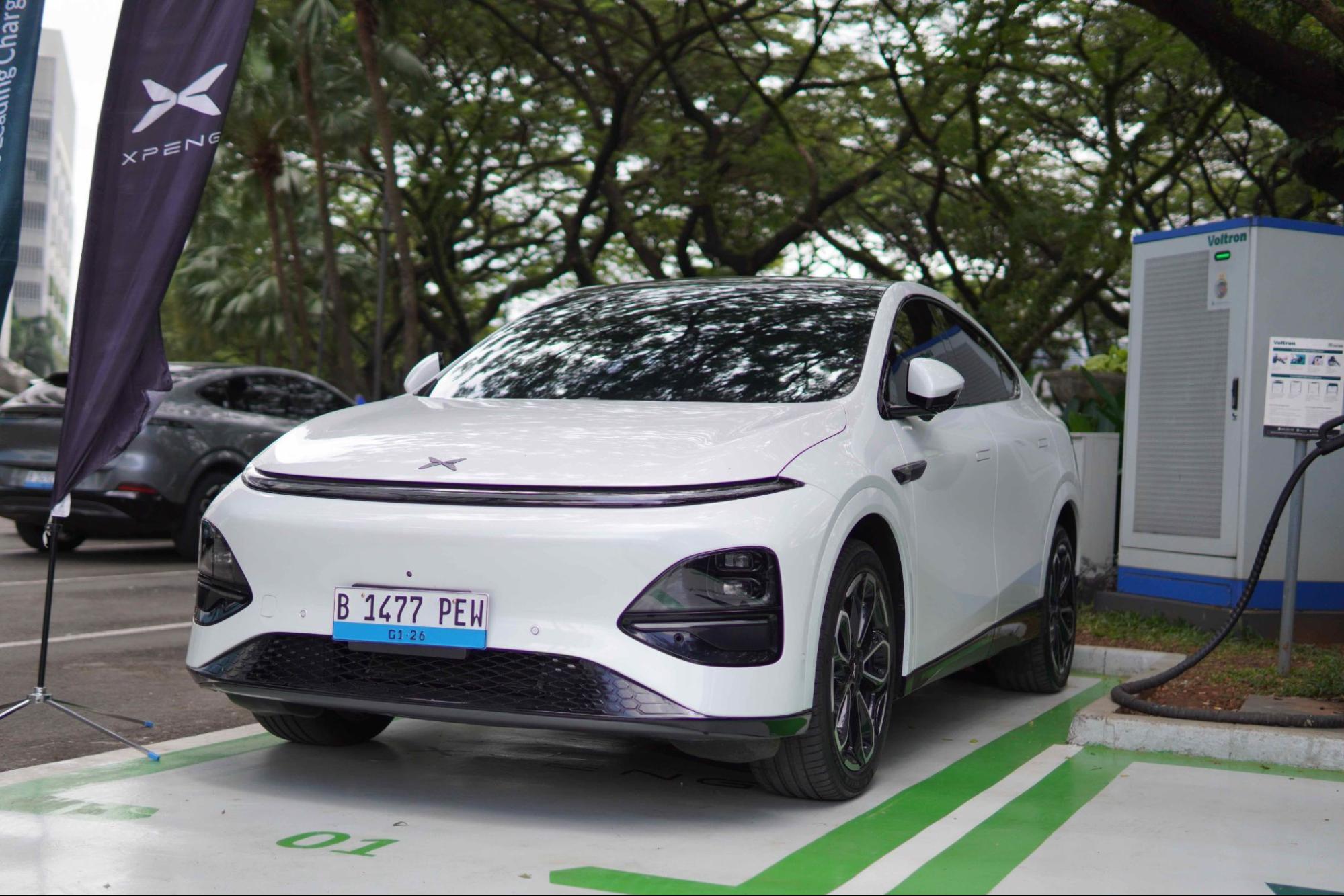 xpeng incarcare electrica