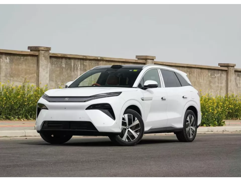 masini plug in hybrid